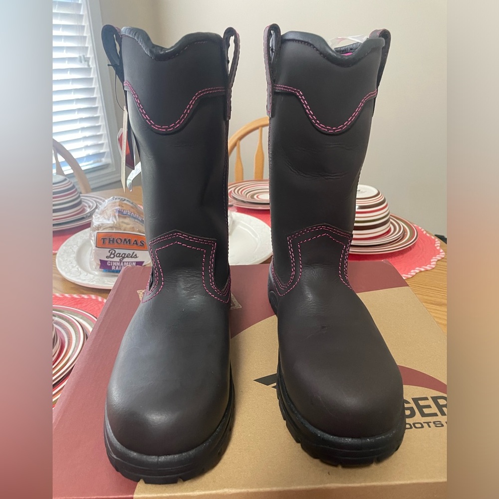 Avenger steel toe